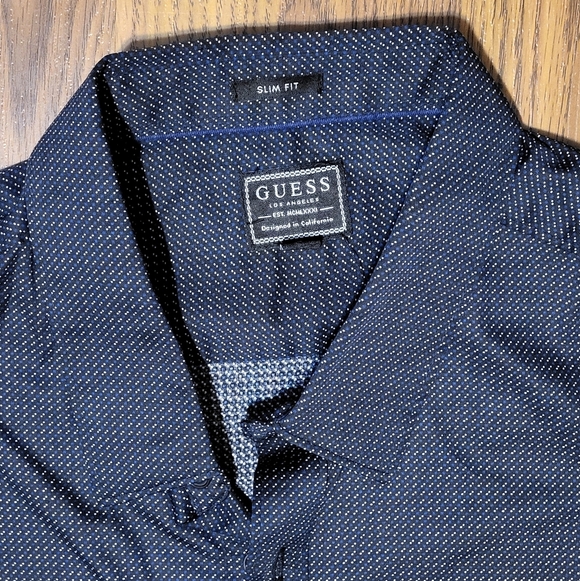 Men’s Large Slim Fit Long Sleeve Button-Down Guess Dress Shirt Casual Wear - Picture 2 of 6